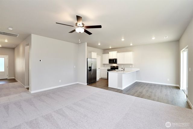 9752 Brown Street SE, Yelm, WA 98597