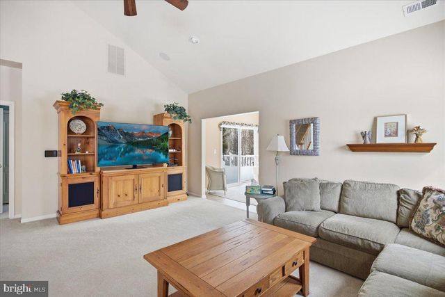 44 MITCHELL CT, Marlton, NJ 08053