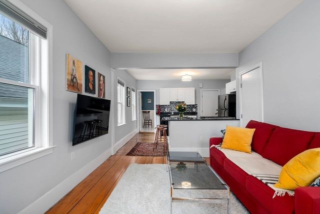 26 Armstrong St 3, Boston, MA 02130