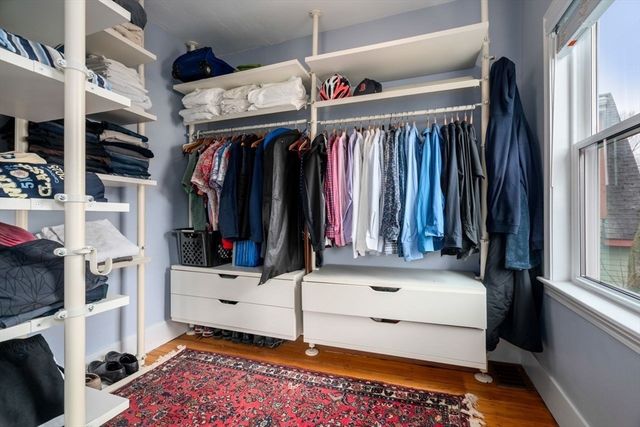 26 Armstrong St 3, Boston, MA 02130