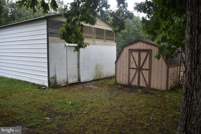 7829 FLIPPO DR, Fredericksburg, VA 22408