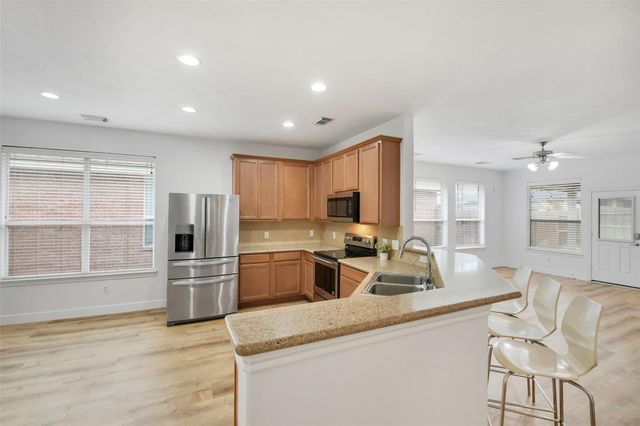 8718 Hostler Drive, Tomball, TX 77375