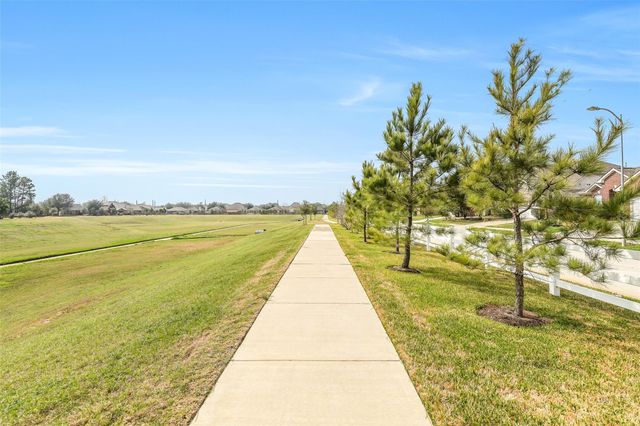 8718 Hostler Drive, Tomball, TX 77375