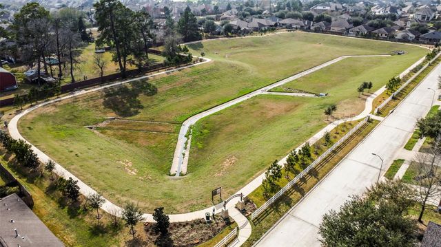 8718 Hostler Drive, Tomball, TX 77375