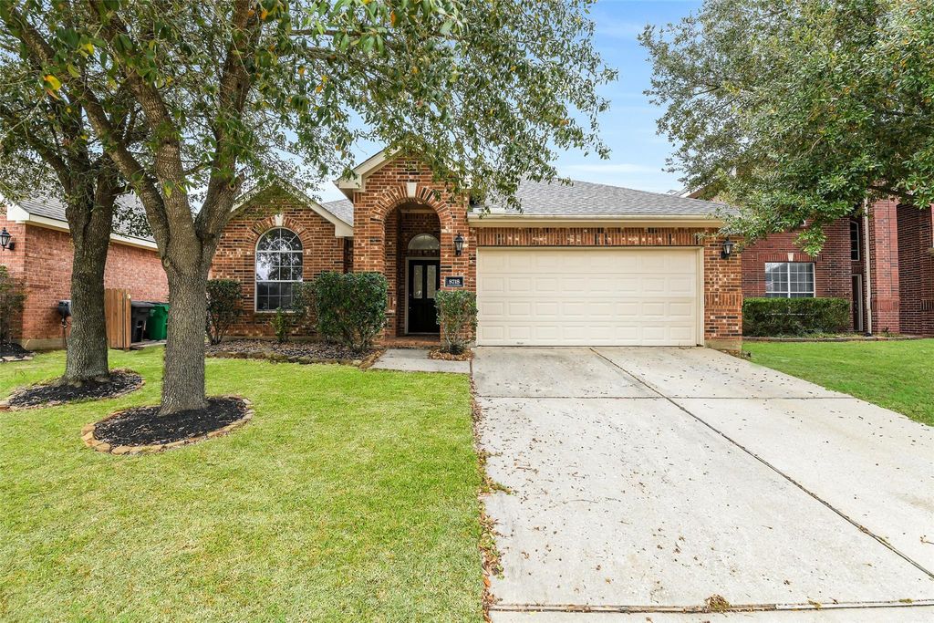 8718 Hostler Drive, Tomball, TX 77375