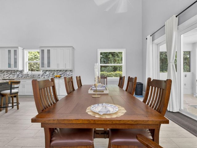 6077 NW 71st Terrace, Parkland, FL 33067