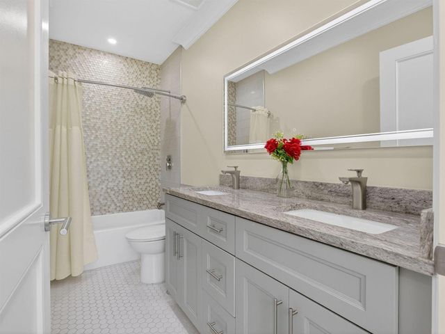 6077 NW 71st Terrace, Parkland, FL 33067