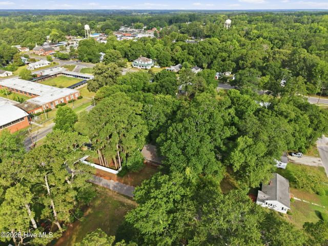 6764 Glenwood Drive, Grifton, NC 28530