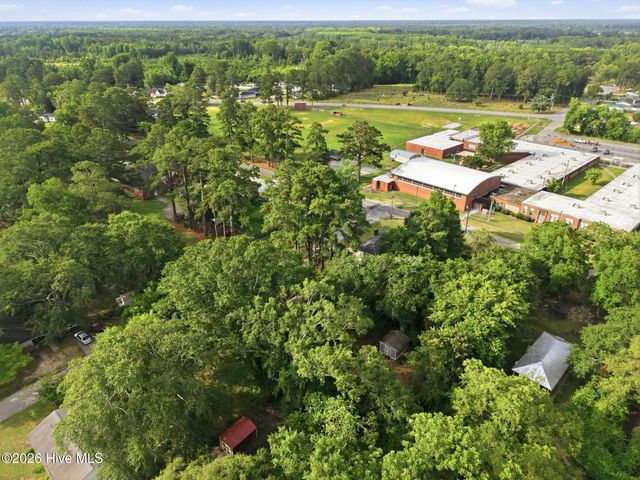 6764 Glenwood Drive, Grifton, NC 28530