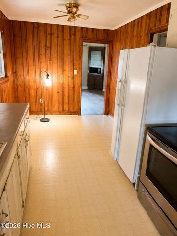6764 Glenwood Drive, Grifton, NC 28530
