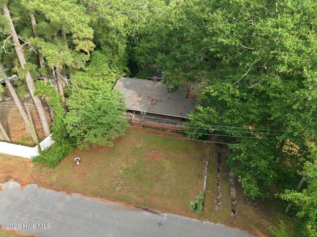 6764 Glenwood Drive, Grifton, NC 28530