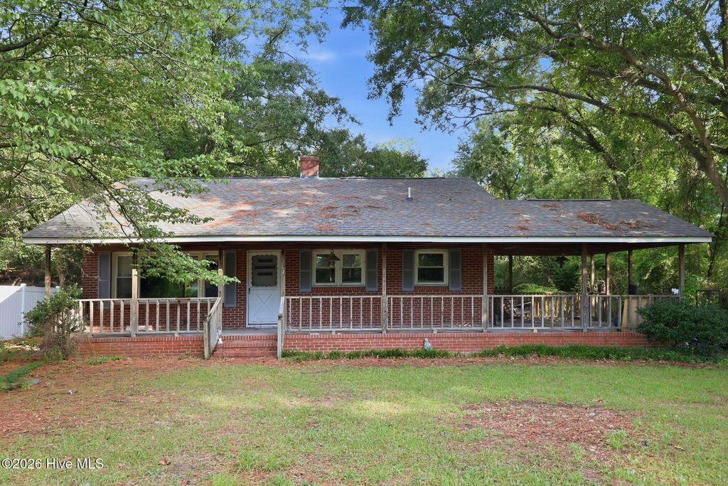 6764 Glenwood Drive, Grifton, NC 28530