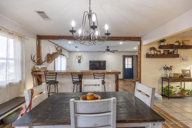 1876 County Road 6420, West Plains, MO 65775