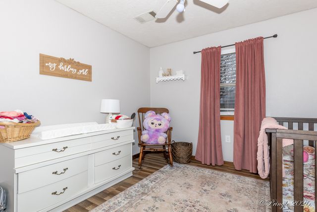 1876 County Road 6420, West Plains, MO 65775