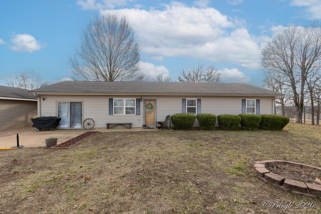 1876 County Road 6420, West Plains, MO 65775
