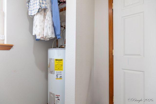 1876 County Road 6420, West Plains, MO 65775