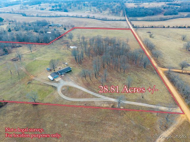 1876 County Road 6420, West Plains, MO 65775