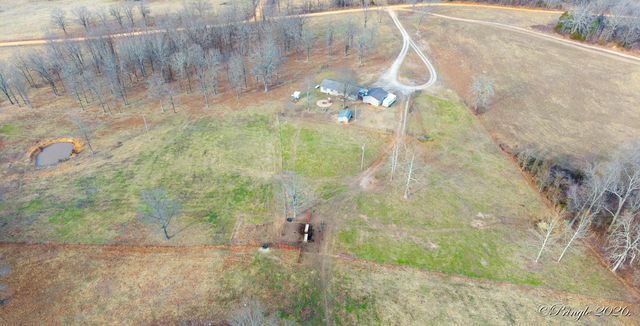 1876 County Road 6420, West Plains, MO 65775