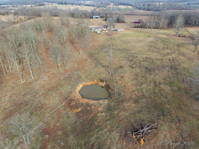 1876 County Road 6420, West Plains, MO 65775