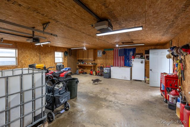 1876 County Road 6420, West Plains, MO 65775