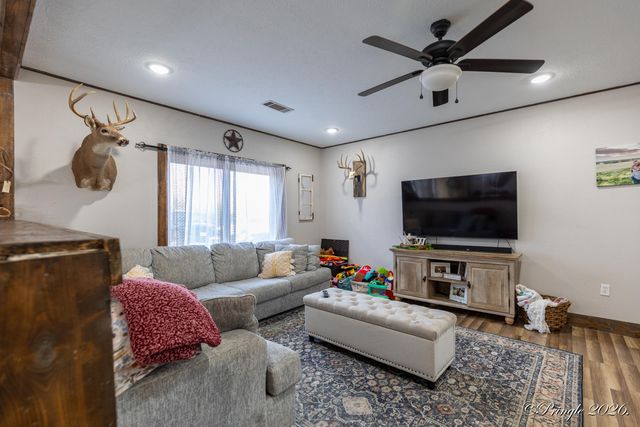 1876 County Road 6420, West Plains, MO 65775