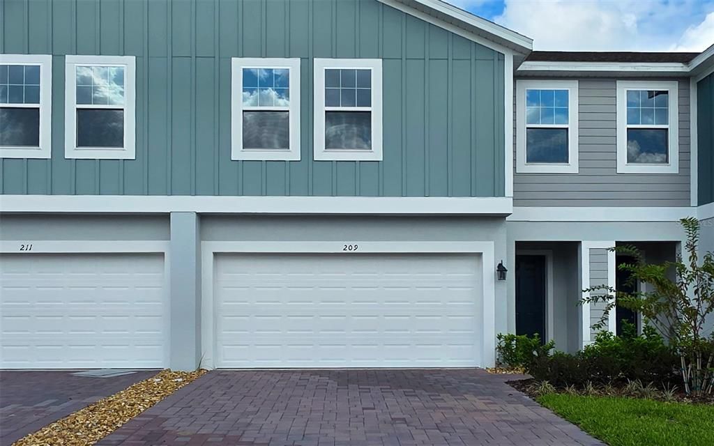 209 GLASS ONION DRIVE, Groveland, FL 34737