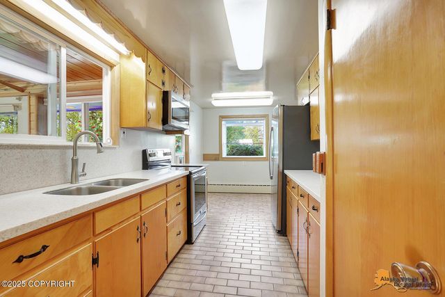 3401 E Cottle Loop, Wasilla, AK 99654