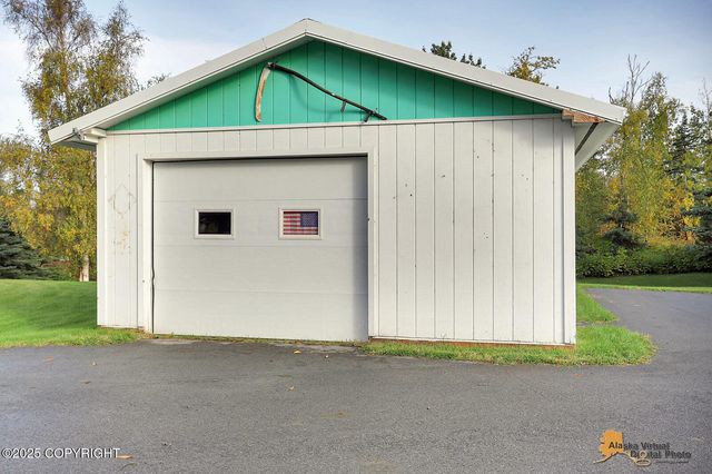 3401 E Cottle Loop, Wasilla, AK 99654