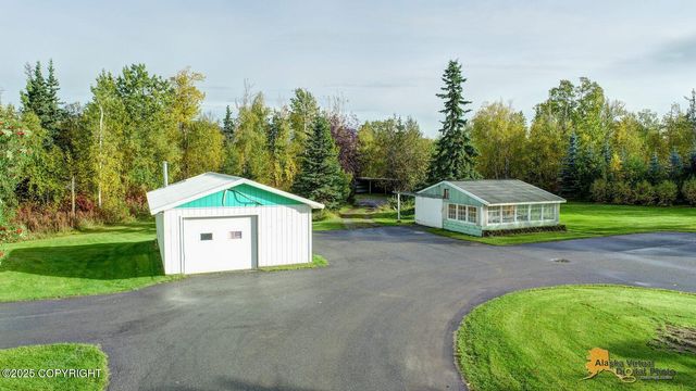 3401 E Cottle Loop, Wasilla, AK 99654