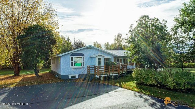 3401 E Cottle Loop, Wasilla, AK 99654