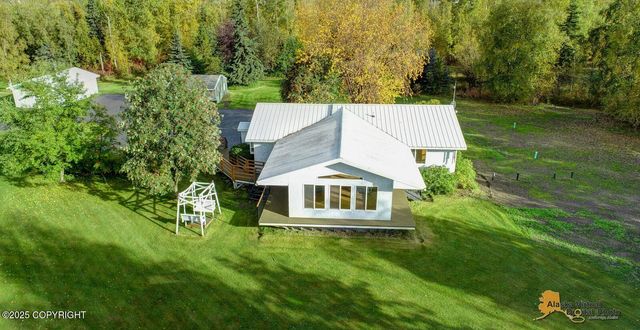 3401 E Cottle Loop, Wasilla, AK 99654