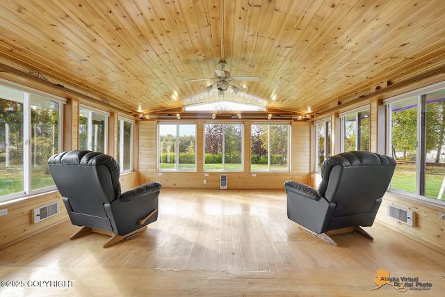 3401 E Cottle Loop, Wasilla, AK 99654