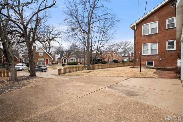 1140 Ralph Terrace, Richmond Heights, MO 63117