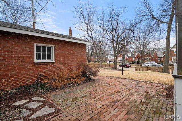 1140 Ralph Terrace, Richmond Heights, MO 63117