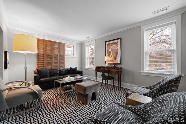 1140 Ralph Terrace, Richmond Heights, MO 63117