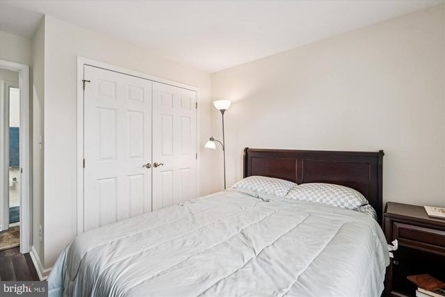 10998 KOMAN CIR, Manassas, VA 20109