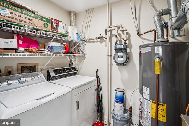 10998 KOMAN CIR, Manassas, VA 20109