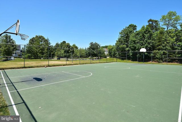 10998 KOMAN CIR, Manassas, VA 20109