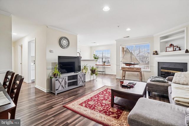 10998 KOMAN CIR, Manassas, VA 20109