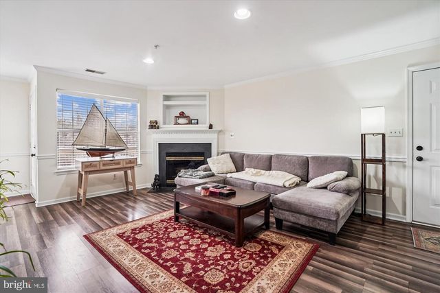 10998 KOMAN CIR, Manassas, VA 20109