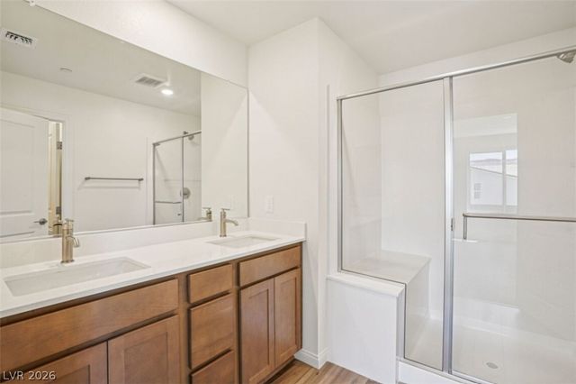 5824 Wisteria Walk Street, Las Vegas, NV 89148