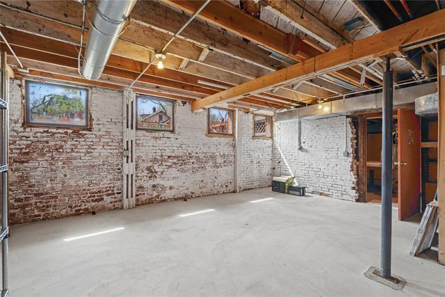 905 18th Street, Des Moines, IA 50314