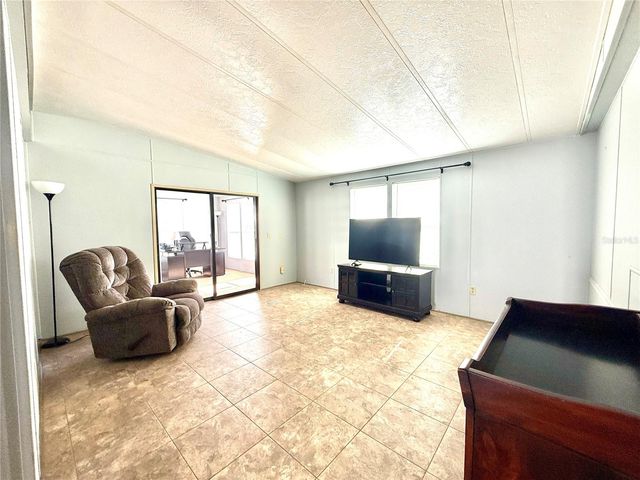 225 N SAINT THOMAS CIRCLE, Apollo Beach, FL 33572