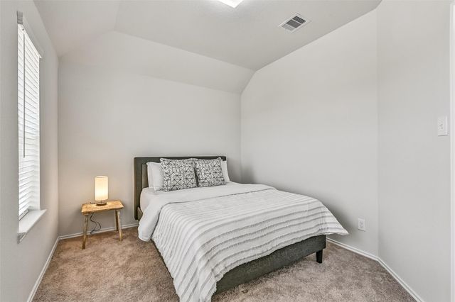 352 Selah Court, Alvin, TX 77511