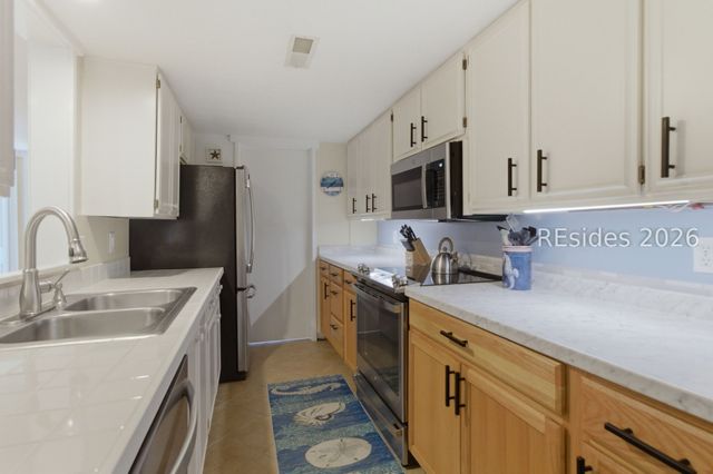 63 Shipyard Dr Apt 1703, Hilton Head Island, SC 29928