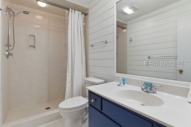 63 Shipyard Dr Apt 1703, Hilton Head Island, SC 29928