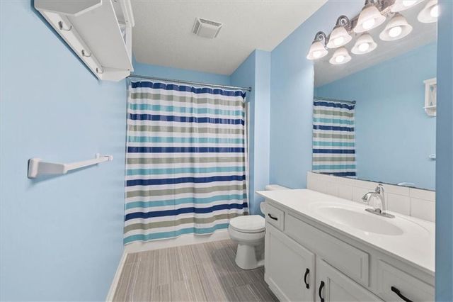 1536 SE 11th Street, Lee's Summit, MO 64081