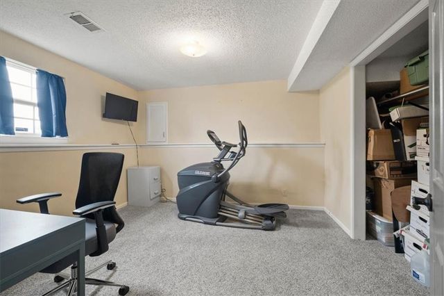 1536 SE 11th Street, Lee's Summit, MO 64081