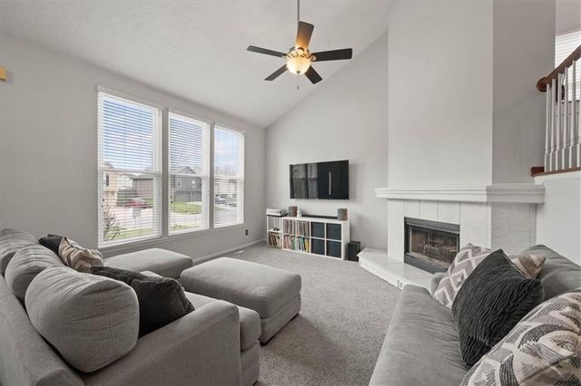 1536 SE 11th Street, Lee's Summit, MO 64081