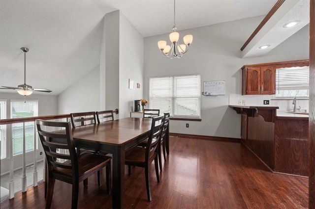 1536 SE 11th Street, Lee's Summit, MO 64081